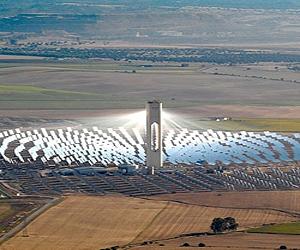 U.S. approves 'power tower' solar project