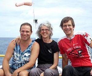 Expedition yields unexpected clues to ocean mysteries