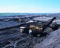 New leftist Alberta leader seeks to reassure energy sector