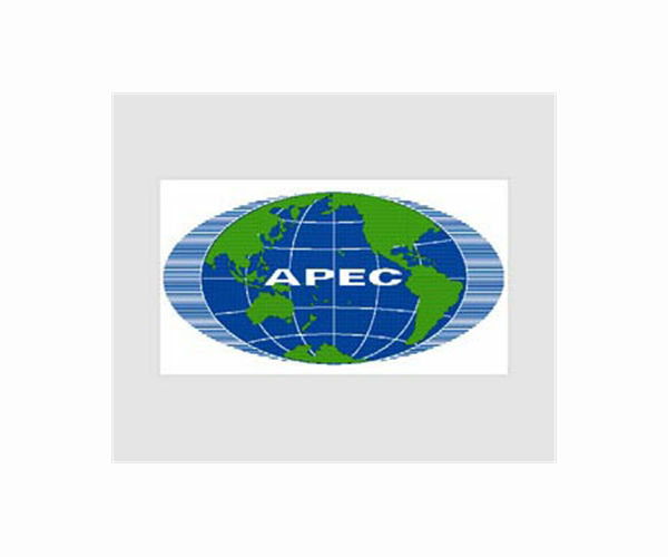 Trump joins APEC summit as China counters US protectionism