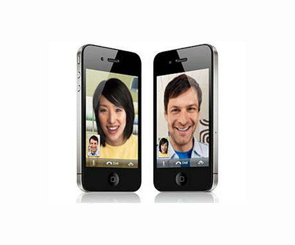 Apple to press ahead on mobile privacy, despite Facebook protests