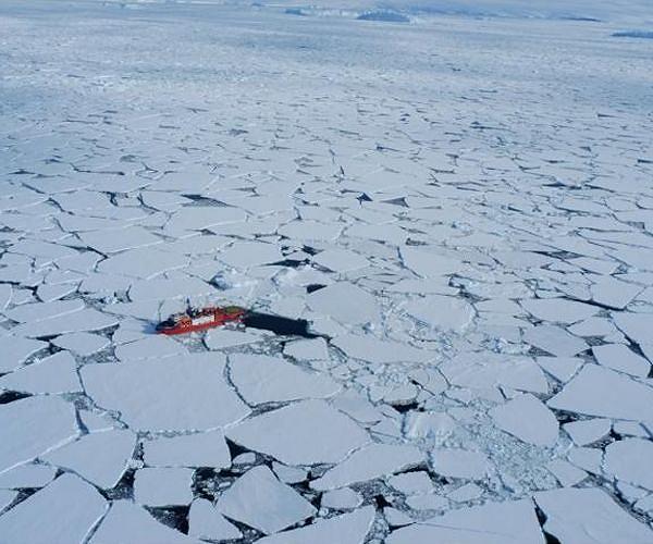 Russia unveils new icebreaker in push for energy markets