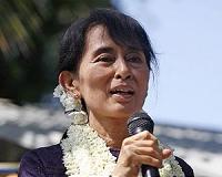 Suu Kyi turns up heat as Myanmar starts charter debate