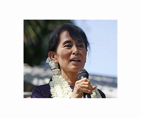 Myanmar court delays verdict in Suu Kyi trial