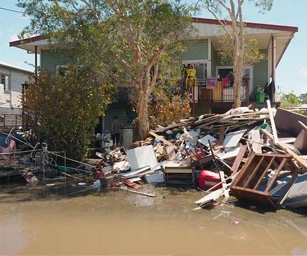 Flood-ravaged Australians feel forgotten as election looms