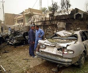 Baghdad car bomb hits mourners, 53 dead in attacks