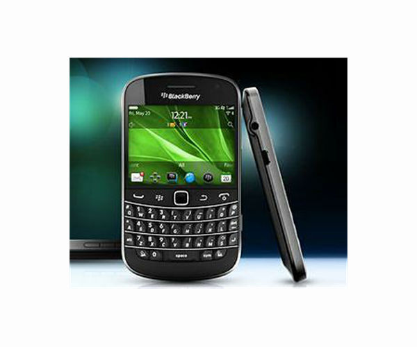 BlackBerry, Amazon team up on smart car software platform