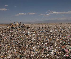 Mexico shuts down 'world's biggest garbage dump'