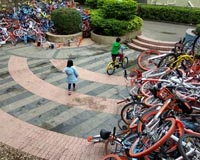 China issues bike-sharing guidelines as complaints rise