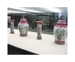 Hungry Chinese collectors dominate Paris auctions
