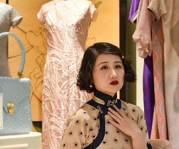 China's middle class looks to flee as Covid policies bite