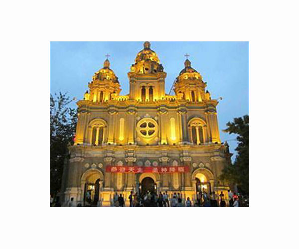 Pope following the 'complex' life of Catholics in China