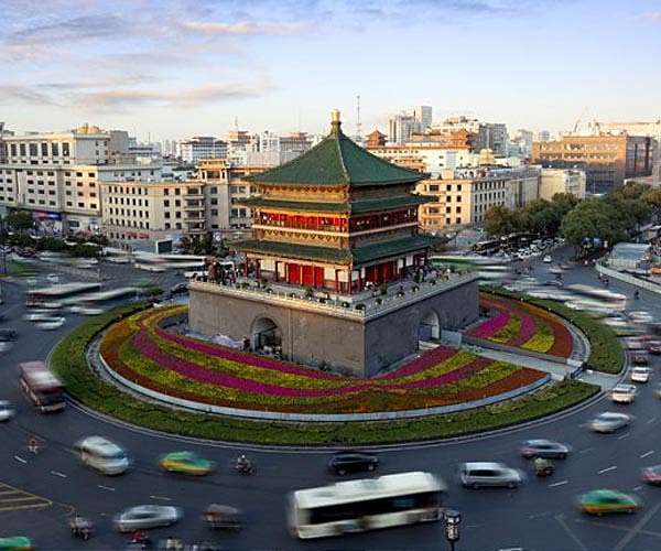 Xi'an restarts some public transport after coronavirus lockdown