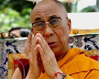 Six Nobel laureates boycott summit over Dalai Lama visa