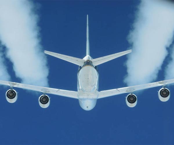 Microsoft, Alaska Airlines team up for alternative jet fuel