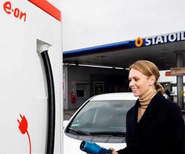 Electric cars overtake petrol models in Norway