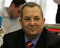 Israel's Barak urges Russia against Iran missile deal