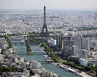 France 'not afraid' as IS urges lone-wolf attacks