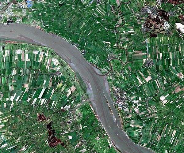 On the water with Myanmar's 'river cleaners'