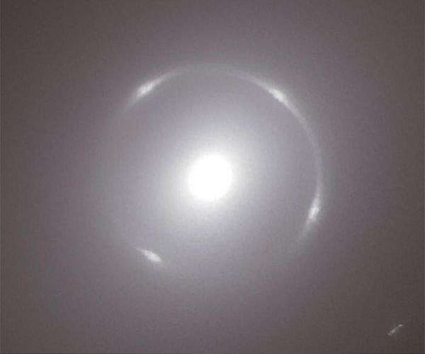 Euclid spots an extraordinary Einstein ring in NGC 6505