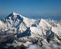 Two bodies found in Nepal search for missing Koreans