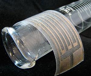 Particle-free silver ink prints small, high-performance electronics