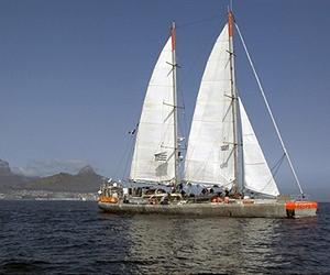 French science vessel sails again on climate voyage