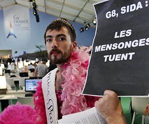Drag queen breaches G8 to protest unkept AIDS promises