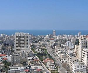 Palestinians eye UN as Obama warns of 'mistake'