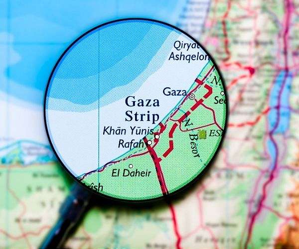 China FM in Egypt calls for Gaza ceasefire, Palestinian statehood