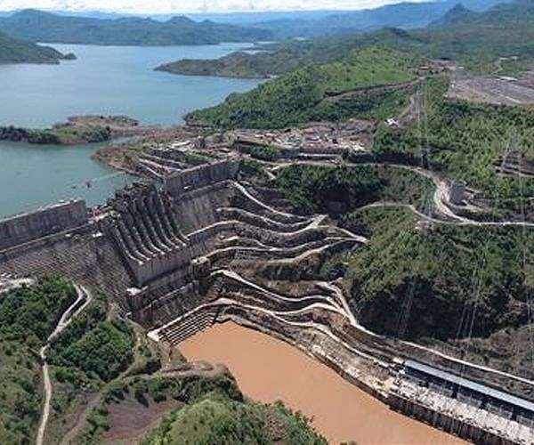 Study of US hydroelectric dams shows benefits to local economies decline with improvements in transmission capabilities
