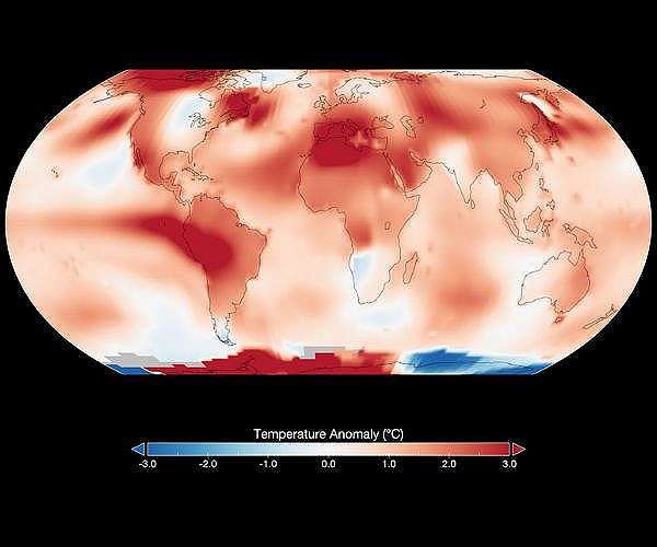 As climate catastrophes rise, reinsurers reduce risks