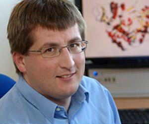 Remarkable enzyme points the way to reducing nitric acid use in industry
