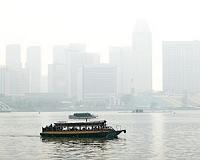 Singapore schools in emergency shutdown as air quality worsens