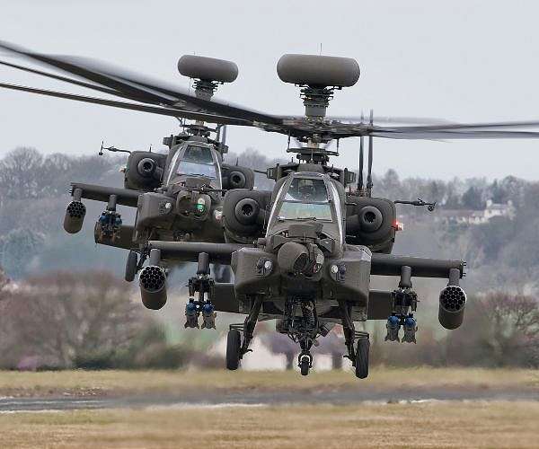 Poland signs $10 bn deal for US Apache attack helicopters