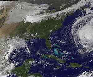 Top US official warns of 'heavy' hurricane season