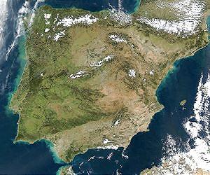 Spanish cash crunch threatens Catalonia