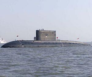 Fire on Indian navy submarine, 18 trapped: spokesman