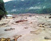 Indonesia flood, landslide death toll hits 70