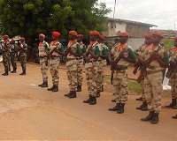 Ivory Coast army chief meets mutineers in their barracks