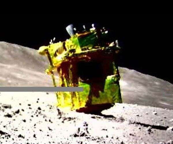NASA and JAXA exchange laser signals between SLIM lander and LRO in lunar orbit