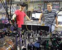 Three-atom device shows role of quantum effects in thermodynamics