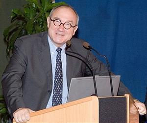 ESA Director General praises UK space innovation