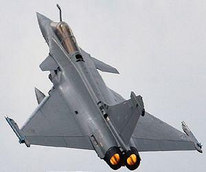 France uses Mali war to boost Rafale jet