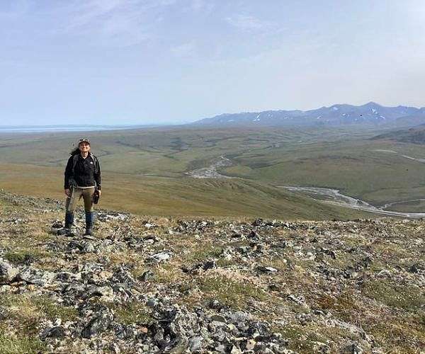Permafrost alone holds back Arctic rivers - and a lot of carbon