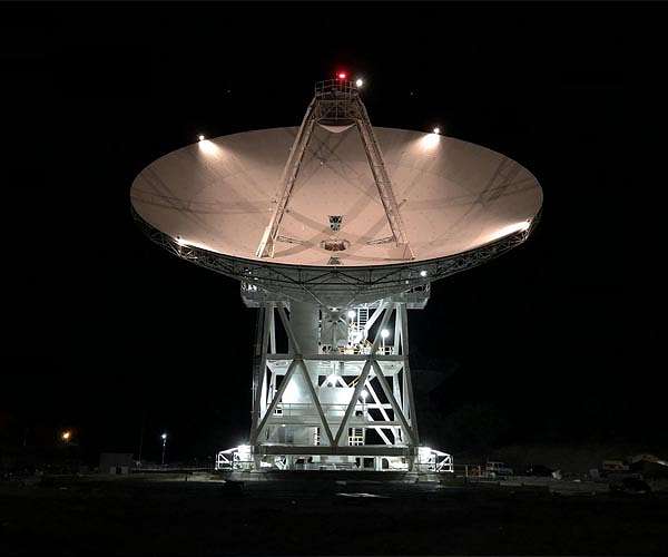 NASA Collaborates with Industry to Advance Space Communications