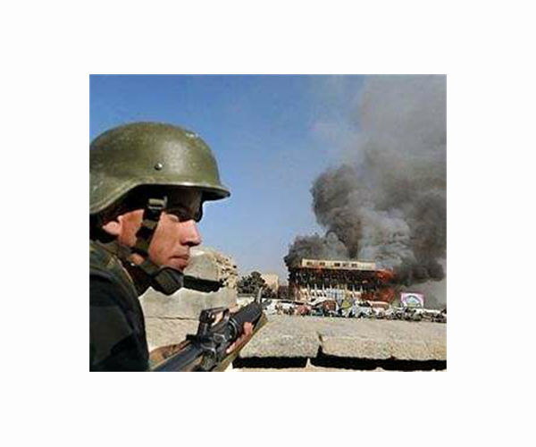Iraq rocket attack kills foreigner, wounds several US contractors