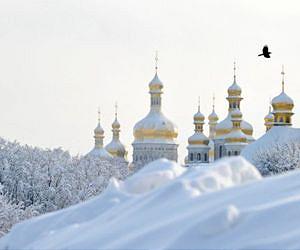 One dead as heavy snow hits southeast Europe