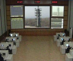 N. Korea begins fuelling rocket: report
