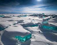 Fuelled by China fears, Russians protest Baikal bottling plant